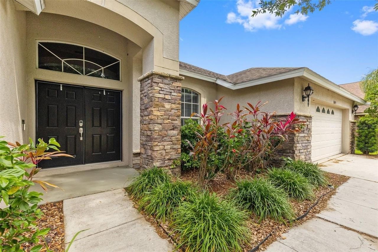 13655 Artesa Bell Dr - Photo 4 of 49