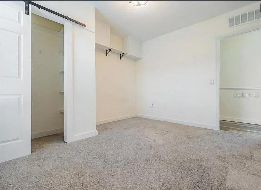 1325 W North B St - Photo 7 of 9