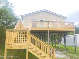 10055 Peachtree Dr - Photo 1 of 1