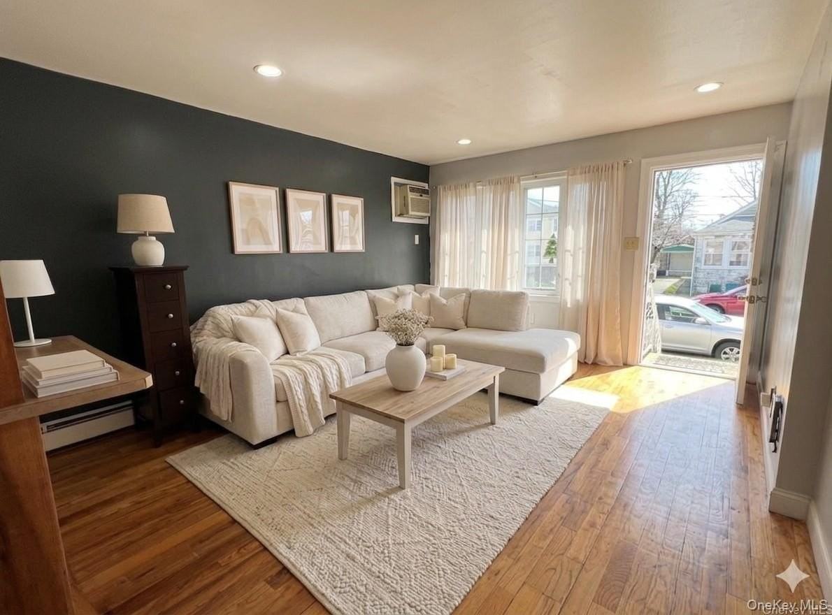 18011 146th Ave - Photo 2 of 9