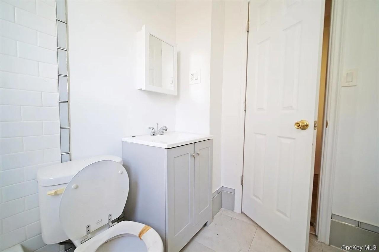 45 Linden St - Photo 5 of 9