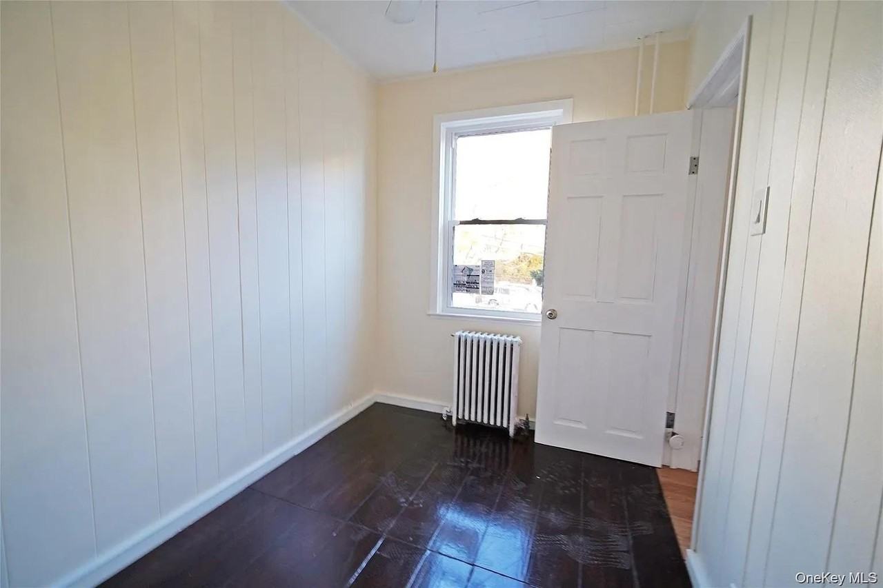 45 Linden St - Photo 7 of 9