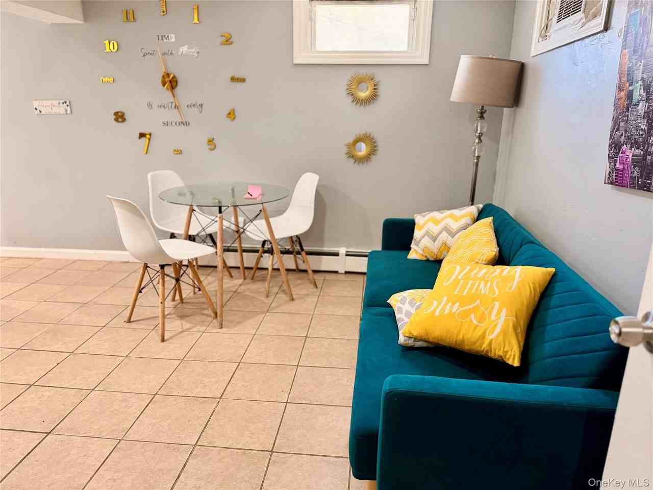 24948 148th Ave - Photo 2 of 7