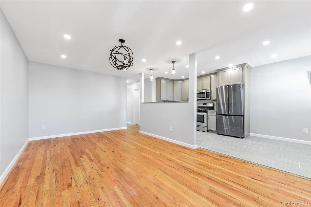 638 E 84th St #2 - Photo 2 of 15