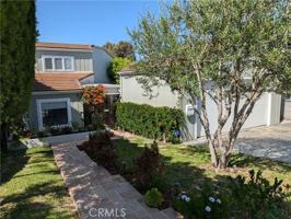 featured image of 1451 3rd St