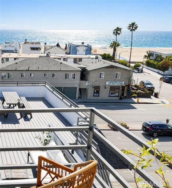 2124 Hermosa Ave #6 - Photo 7 of 8