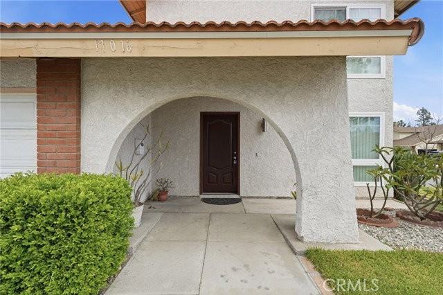 17016 Leslie Ave - Photo 3 of 8