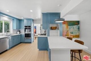 864 Bienveneda Ave - Photo 4 of 8