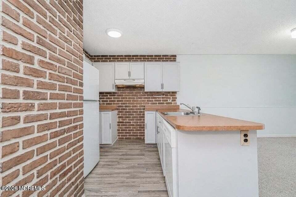1311 Paris Ct - Photo 3 of 12