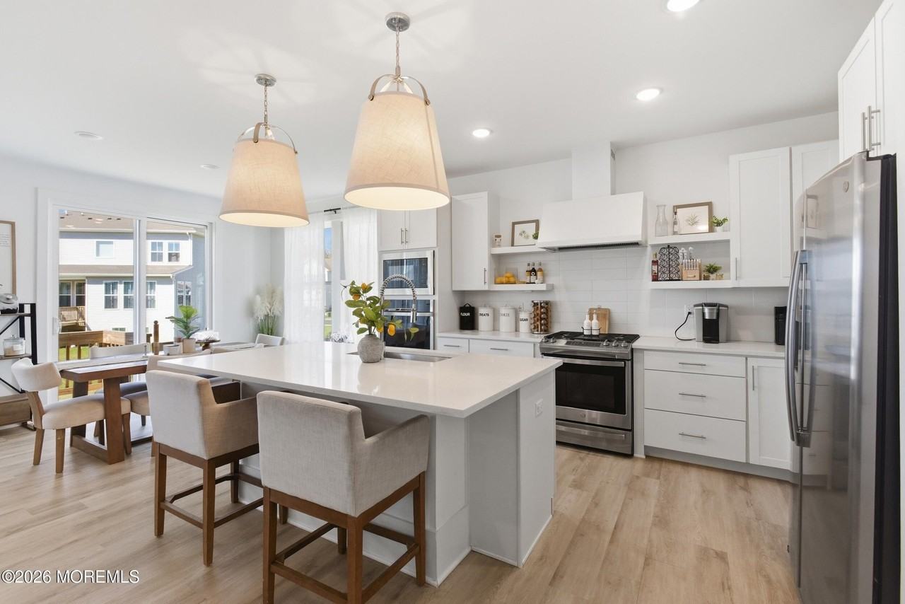 10 Carlisle Ct