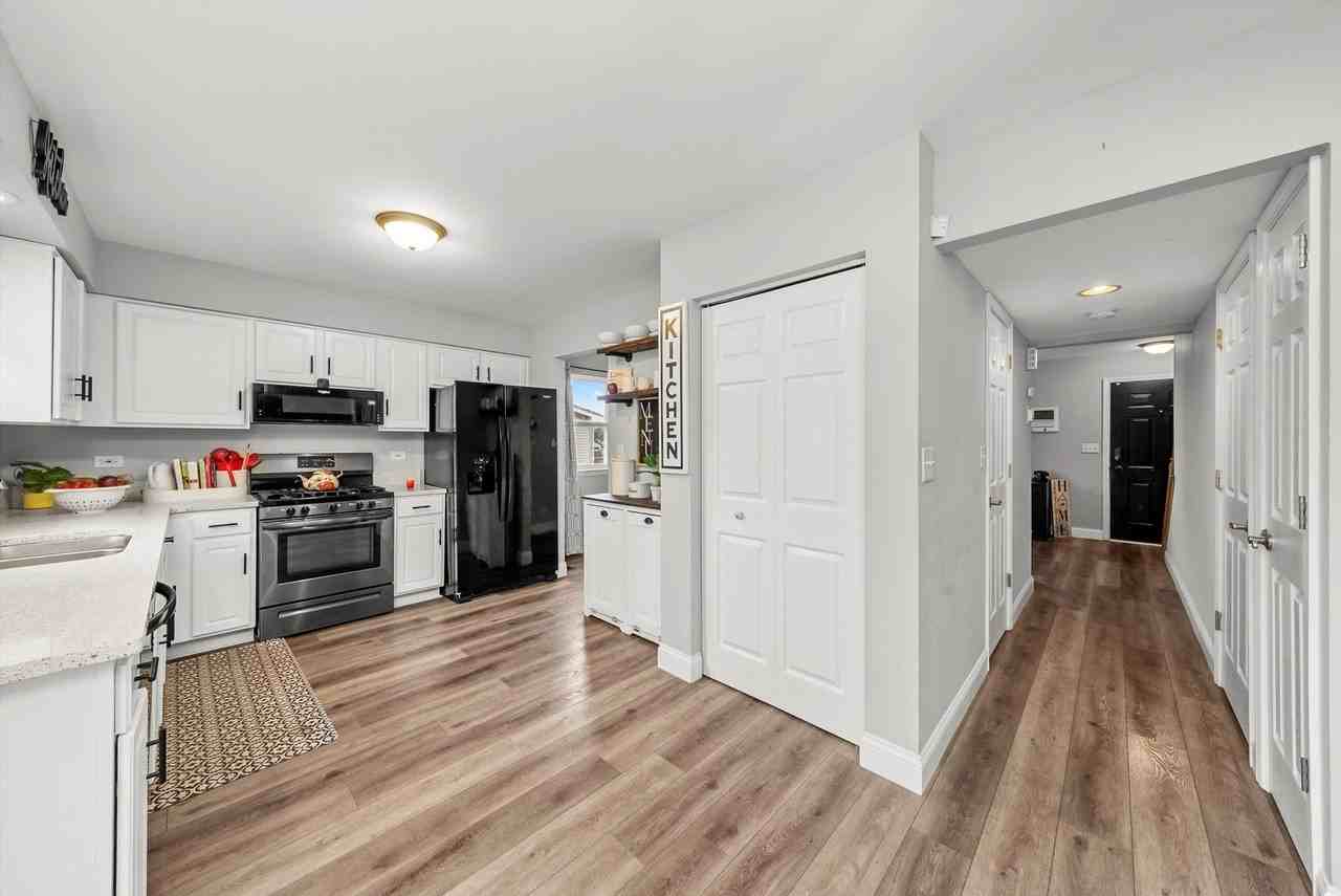 5332 W Mulberry Ln - Photo 4 of 14