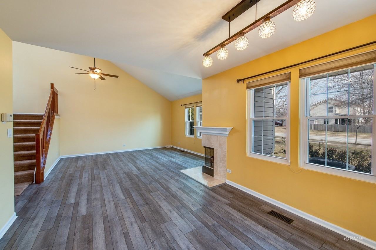 344 Kildare Ct - Photo 6 of 27