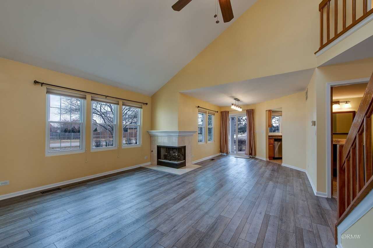 344 Kildare Ct - Photo 7 of 27