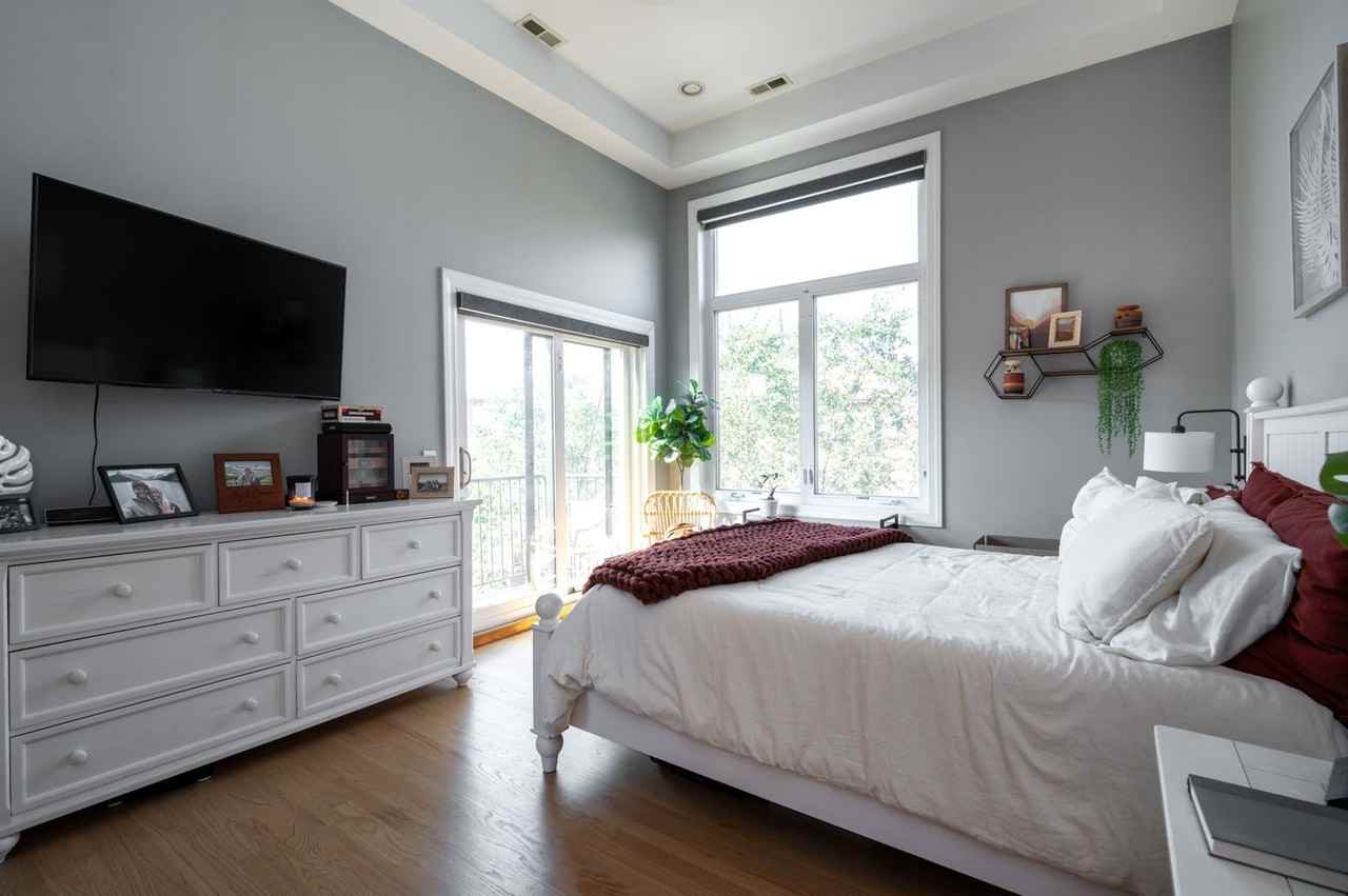 4662 N Winthrop Ave #3N - Photo 6 of 15