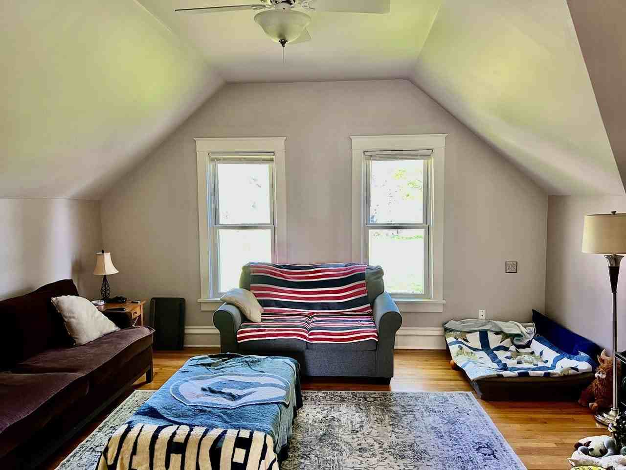830 Garfield Ave #UP - Photo 4 of 12