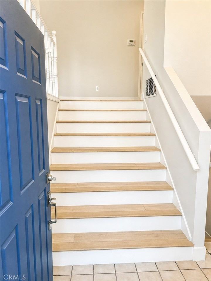 68900 Lozano Ct - Photo 3 of 25