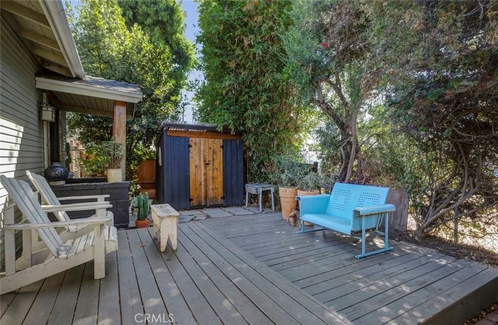 956 Vernon Ave - Photo 2 of 19