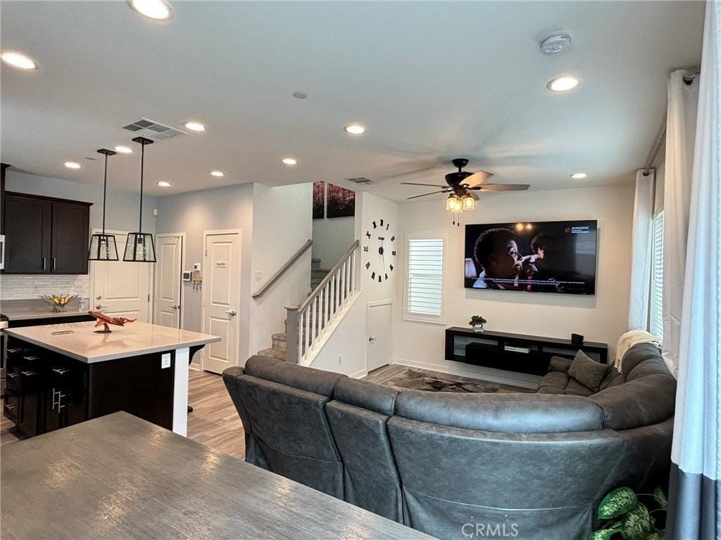 3827 Grant St #54 - Photo 3 of 17