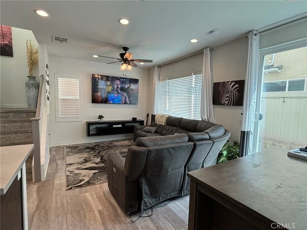3827 Grant St #54 - Photo 5 of 17