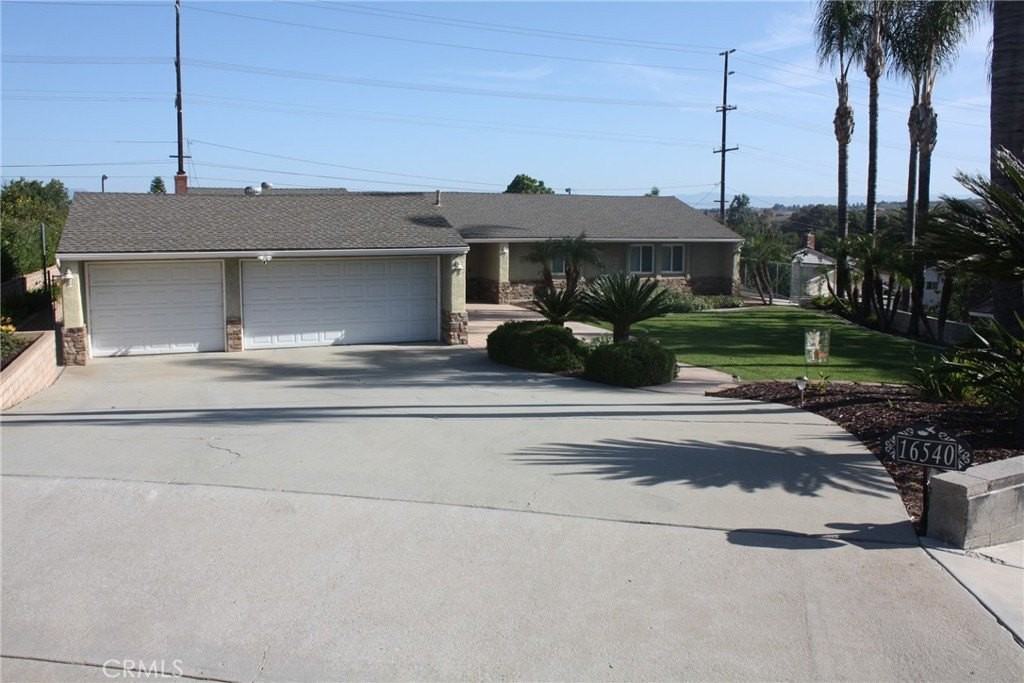 16540 Wagon Wheel Dr - Photo 2 of 44