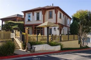 featured image of 2500 Bungalow Pl