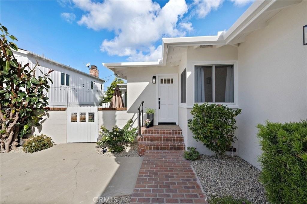 226 La Jolla Dr - Photo 5 of 50