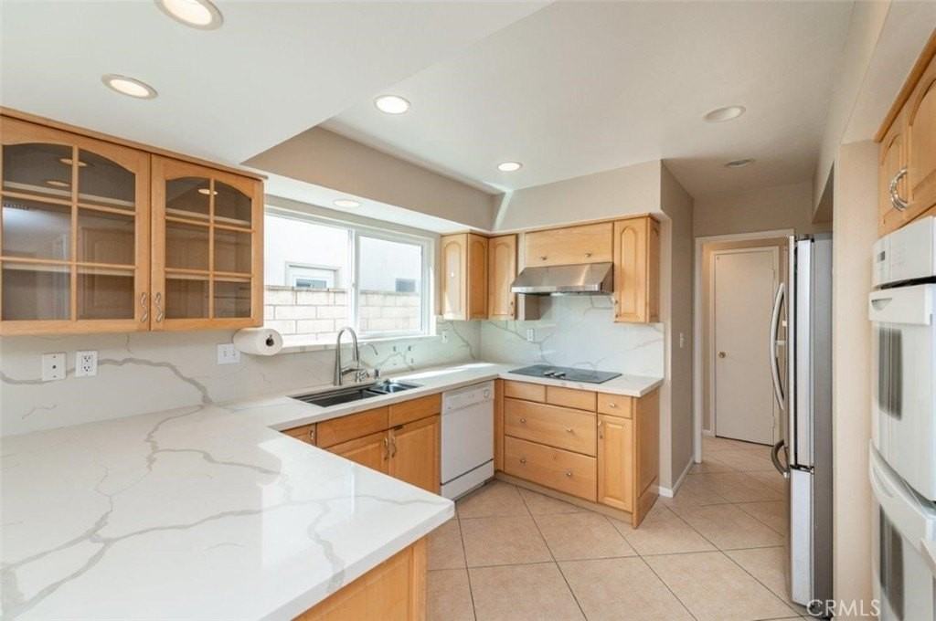 30 Gillman St - Photo 2 of 45