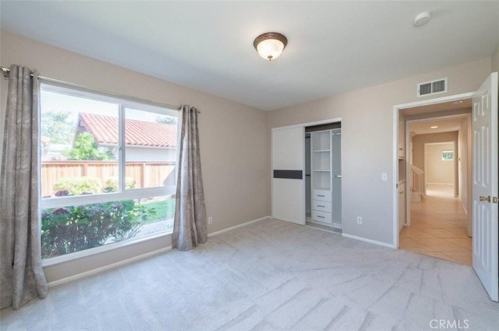 30 Gillman St - Photo 7 of 45