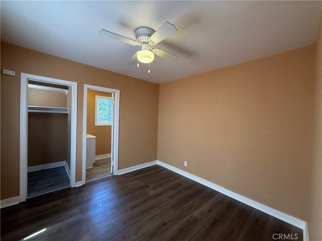 1036 W 15th St - Photo 7 of 8