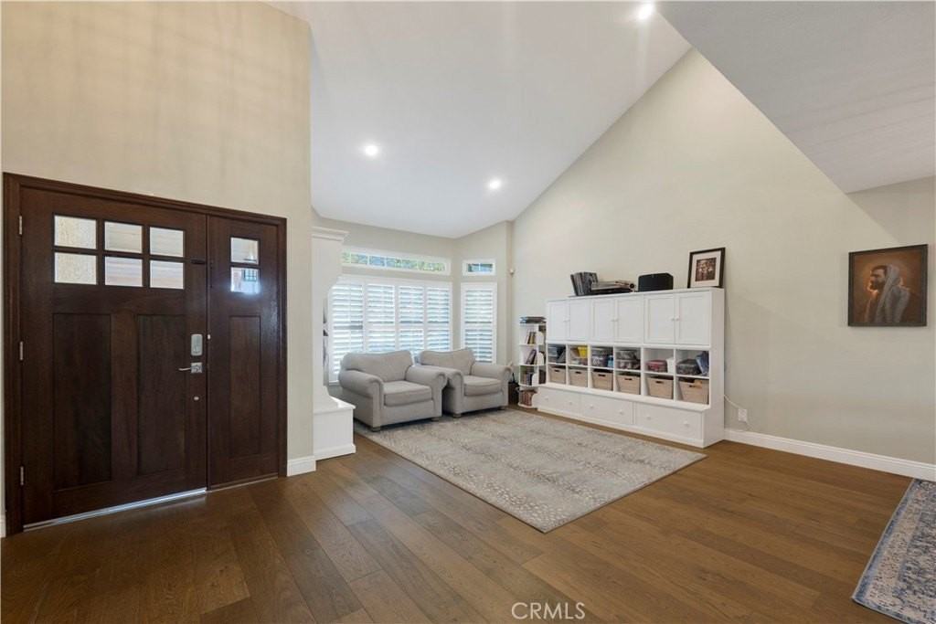 13646 Blacksmith Ct - Photo 4 of 39