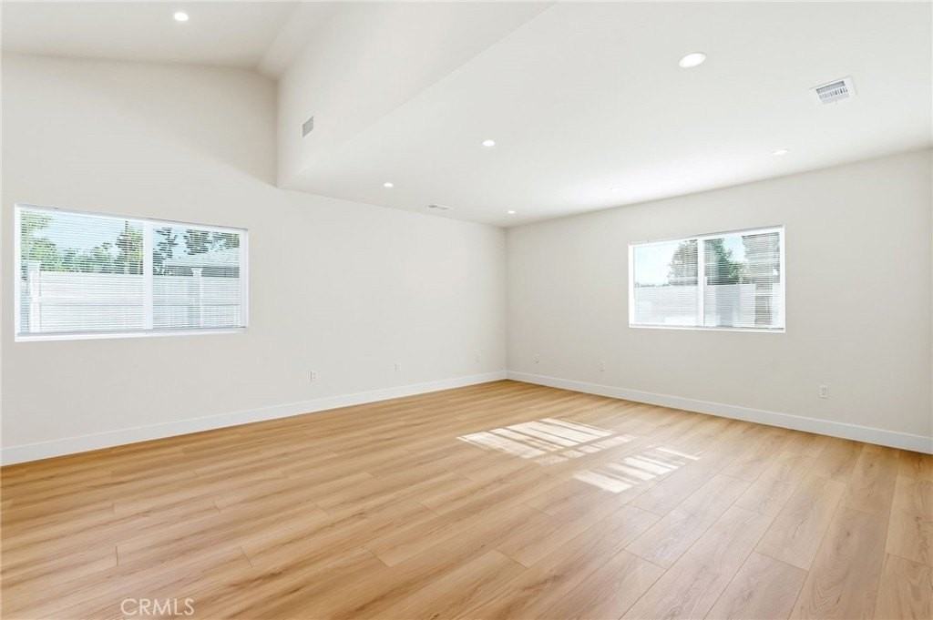 11443 Louise Ave - Photo 7 of 28