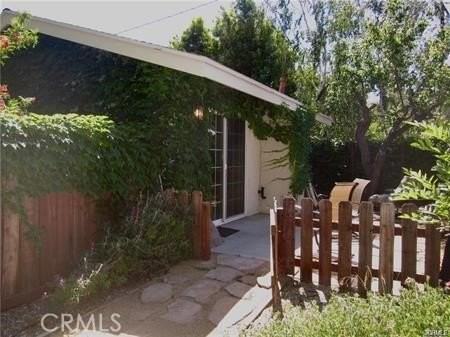 23101 Lanark St #2