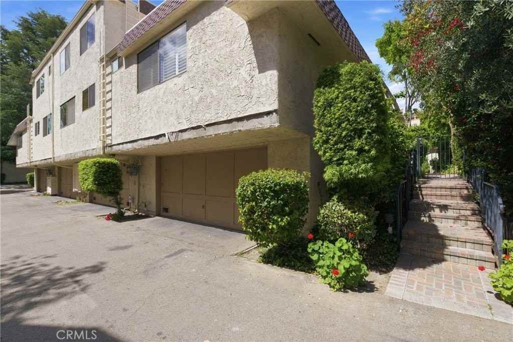6225 Shoup Ave #97 - Photo 2 of 23