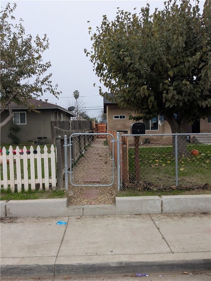 1209 Wilson Rd #A - Photo 2 of 15