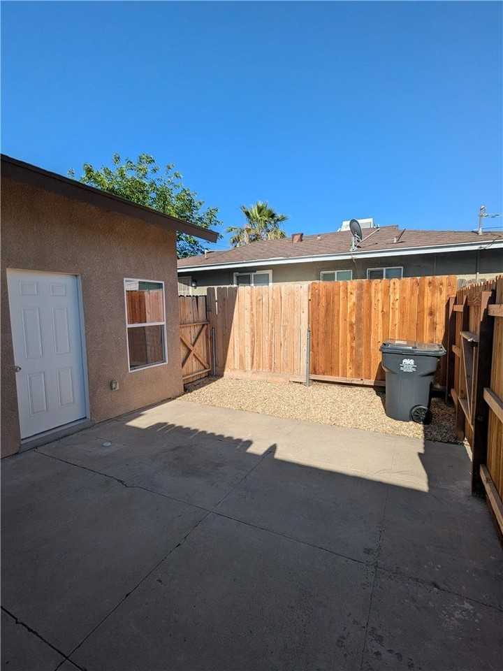 1209 Wilson Rd #A - Photo 3 of 15