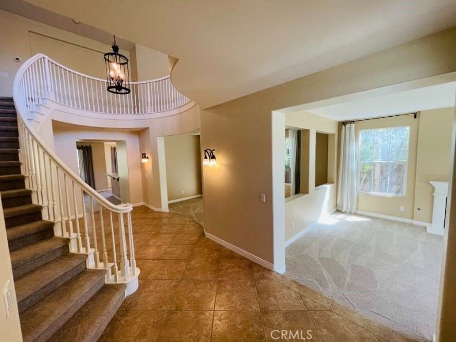 1574 Glencrest Dr - Photo 2 of 50