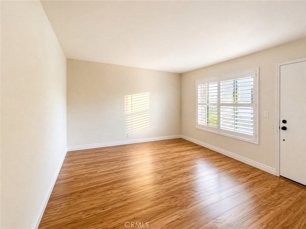 25 Brookfield - Photo 4 of 17