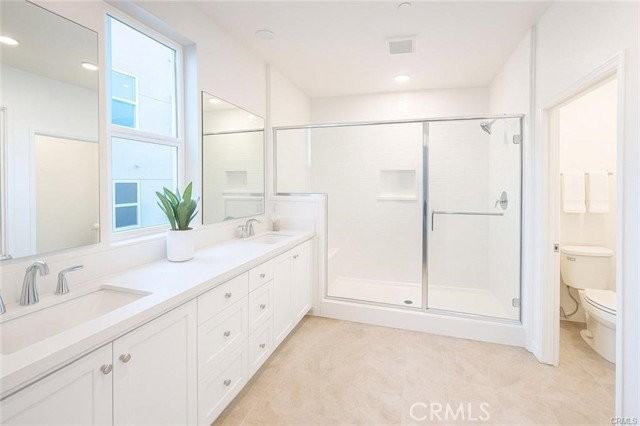 349 Proctor - Photo 7 of 8