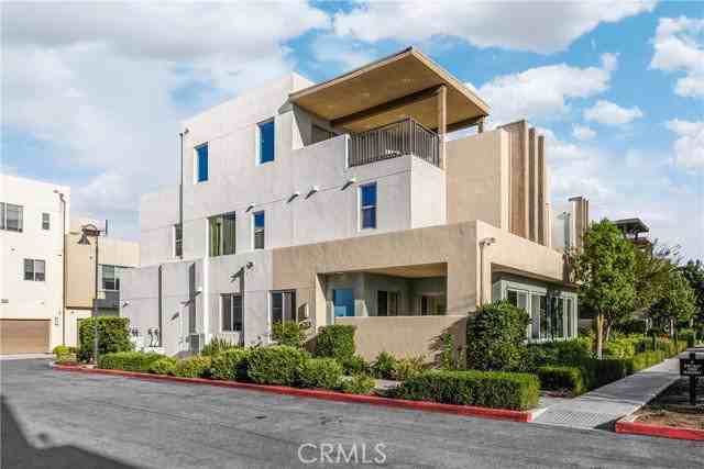 269 Magnet - Photo 2 of 8