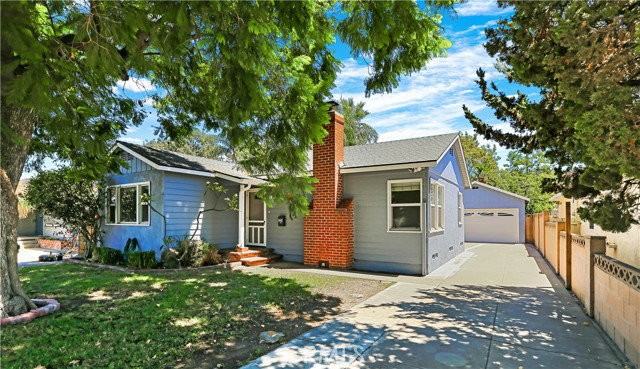 417 N Citrus St - Photo 2 of 8
