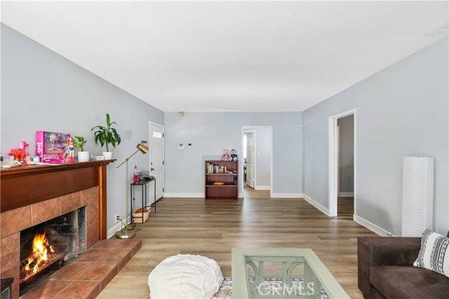 417 N Citrus St - Photo 6 of 8