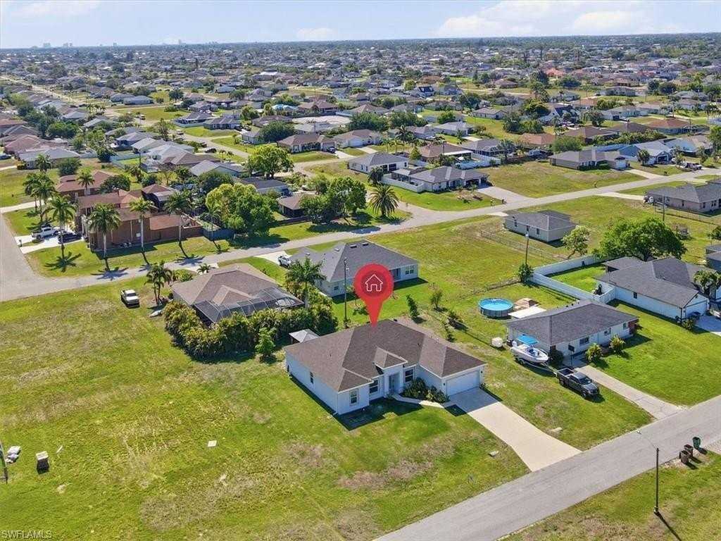 1025 Nw 7th Pl - Photo 3 of 32