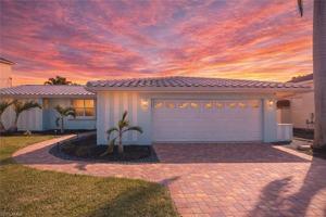 featured image of 11 Palmview Blvd