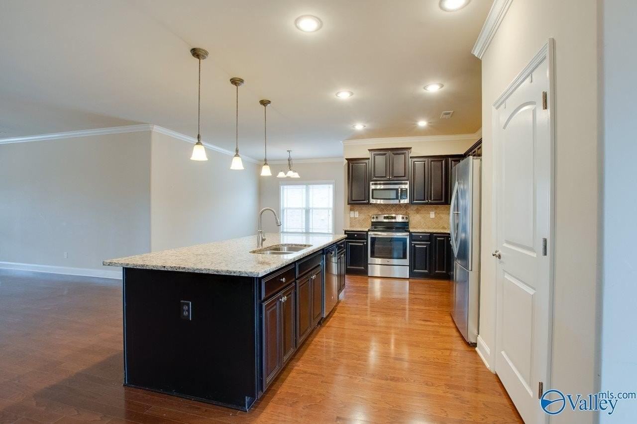 407 E Mossyleaf Dr Sw - Photo 5 of 31