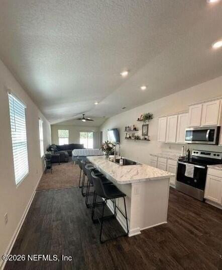 5858 Calvary Dr - Photo 5 of 20