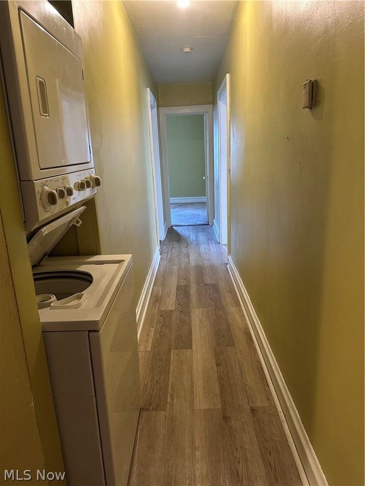 15415 Kinsman Rd - Photo 7 of 13