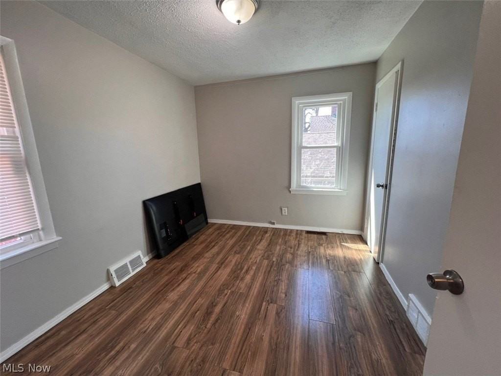 14 Ennis Ave - Photo 7 of 24