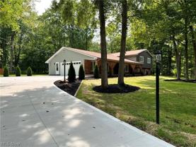 704 Echo Dr - Photo 1 of 1