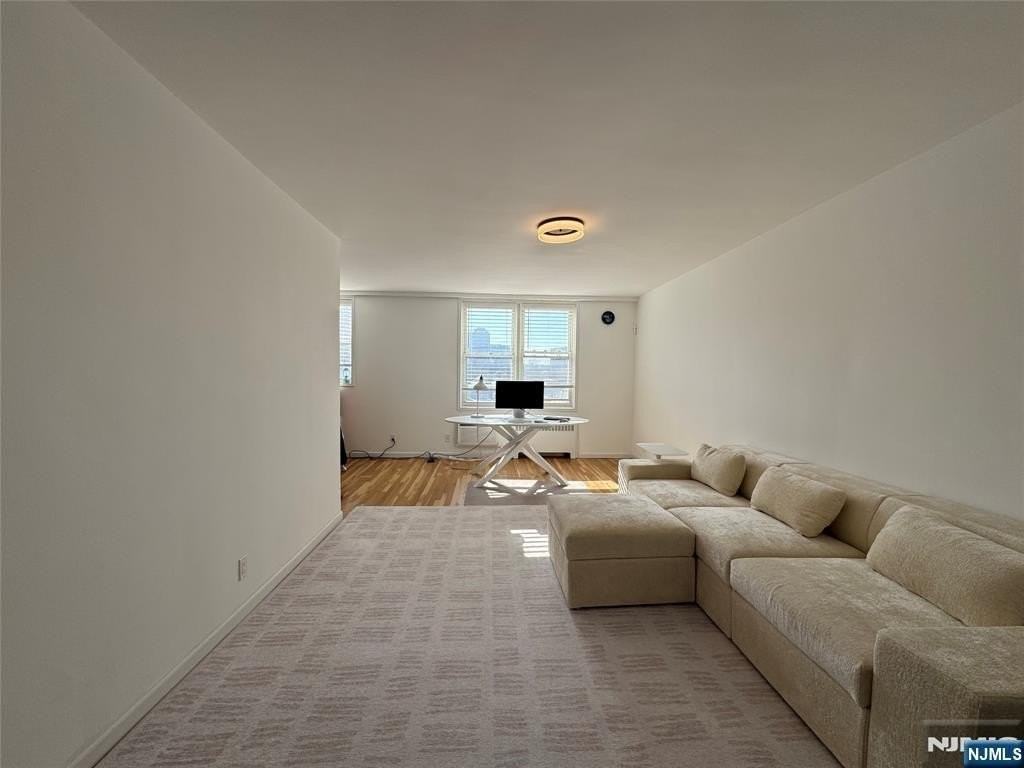 2160 Center Ave Apt 4g - Photo 2 of 15