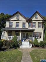 542 Doremus Ave - Photo 1 of 1